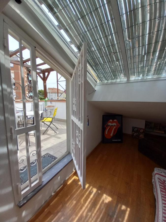 ליבורנו "La Casita", 2 Floors Apartment, Private Parking 1 Car Or 2 Bikes, Air-Cond And Terrace מראה חיצוני תמונה